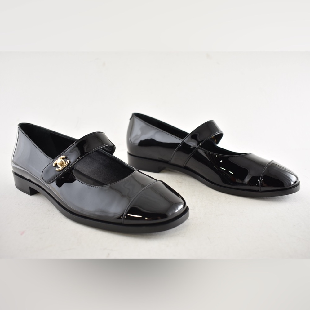 Chanel REV Black Patent Turnlock CC Mary Jane Moccasin Ballet Loafer Flat 36 - Picture 4 of 16